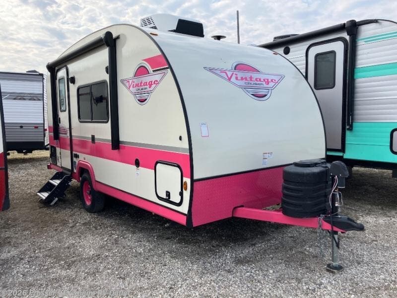 New 2024 Gulf Stream Vintage Cruiser 17SCD available in Sturtevant, Wisconsin