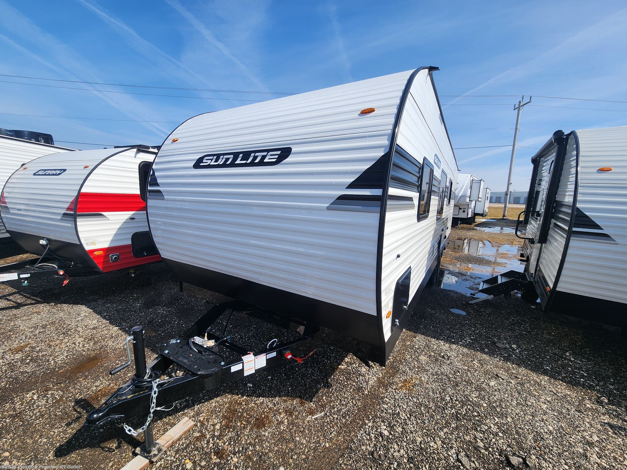 New 2026 Sunset Park RV Sun Lite LTD 25DB available in Sturtevant, Wisconsin