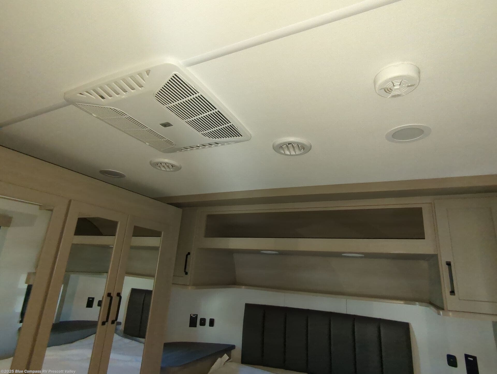 New 2026 Grand Design Momentum G-Class 350G available in Prescott Valley, Arizona