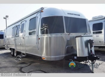 New 2024 Airstream Flying Cloud 30FB Bunk available in Springfield, Missouri