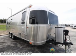 New 2024 Airstream Flying Cloud 25FB Twin available in Springfield, Missouri