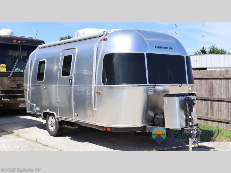 New 2025 Airstream Bambi 20FB available in Springfield, Missouri