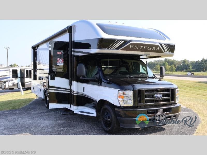 New 2026 Entegra Coach Esteem 27U available in Springfield, Missouri