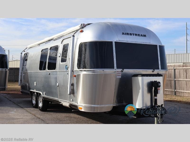 New 2026 Airstream International 28RB Twin available in Springfield, Missouri