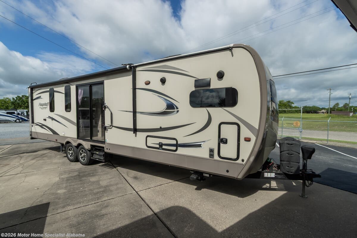 Used 2018 Forest River Flagstaff Classic Super Lite 831CLBSS available in Montgomery, Alabama