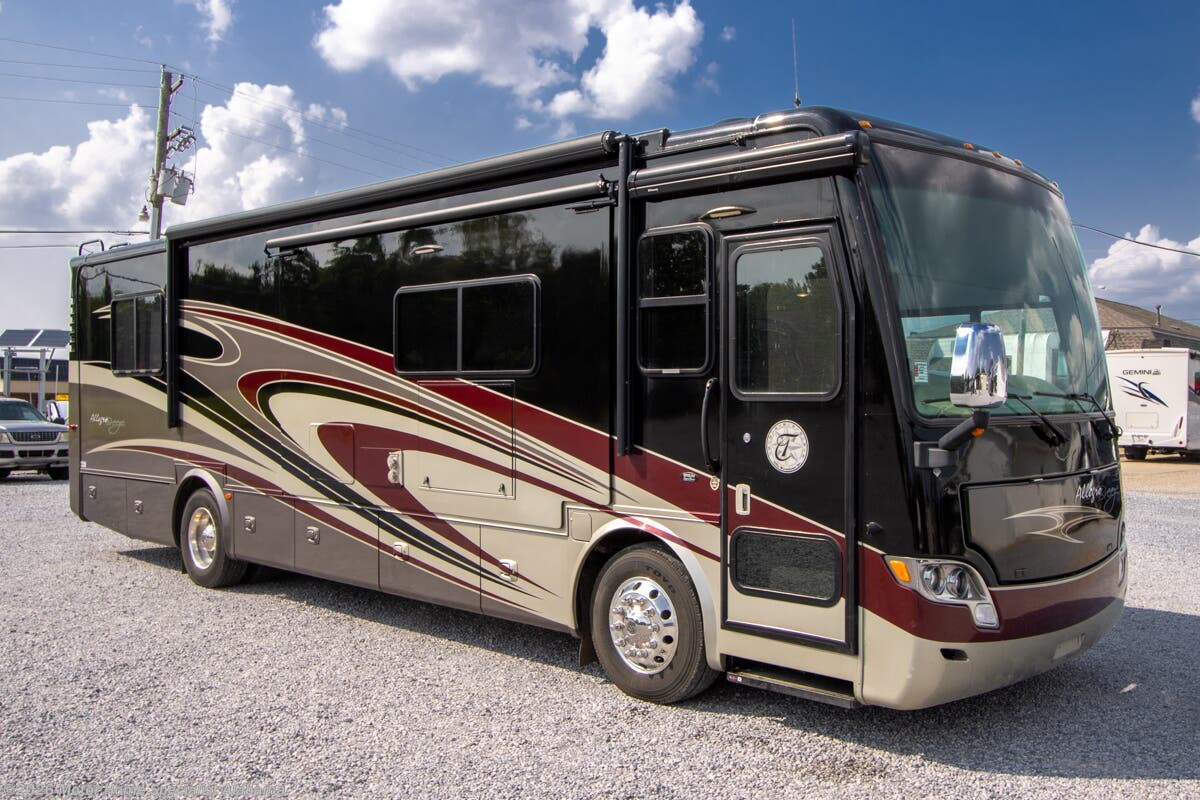 Used 2015 Tiffin Allegro Breeze 32BR available in Montgomery, Alabama