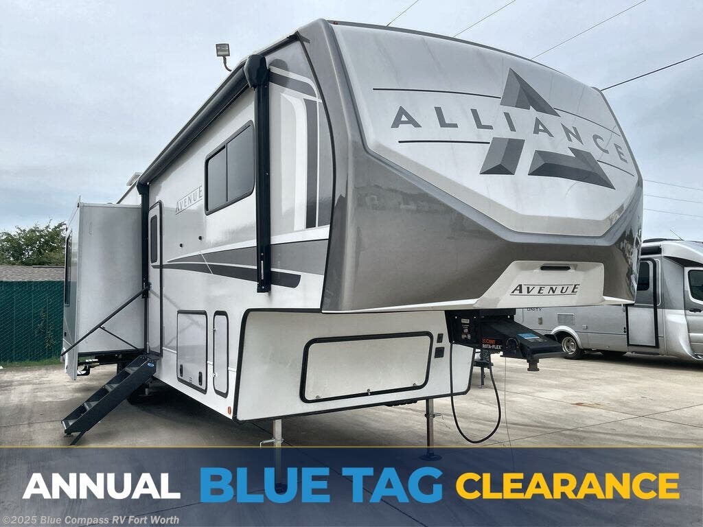 New 2025 Alliance RV Avenue 38DBL available in Fort Worth, Texas