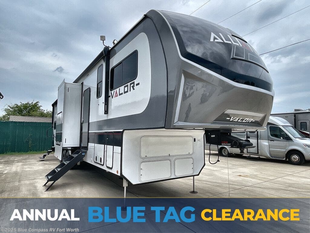 New 2025 Alliance RV Valor 40V13 available in Fort Worth, Texas