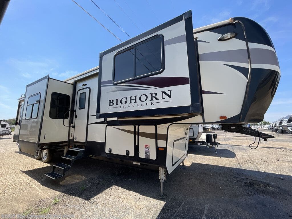 Used 2019 Heartland Bighorn Traveler 39fl Bighorn available in Fort Worth, Texas