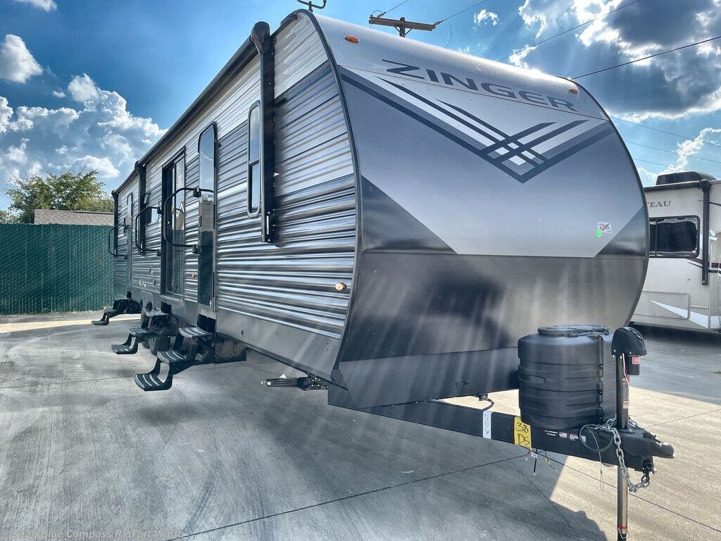 New 2026 CrossRoads Zinger 390DB available in Fort Worth, Texas