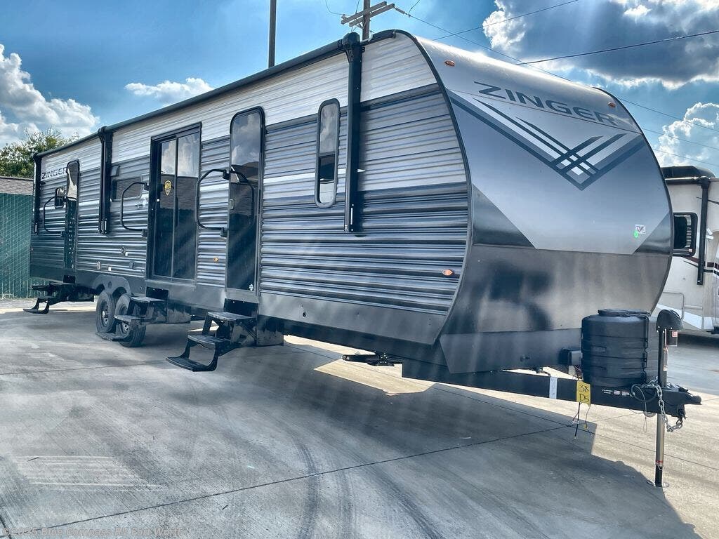 New 2026 CrossRoads Zinger 390DB available in Fort Worth, Texas