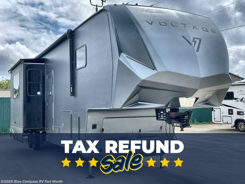 New 2026 Dutchmen Voltage V-Series 3850 available in Fort Worth, Texas