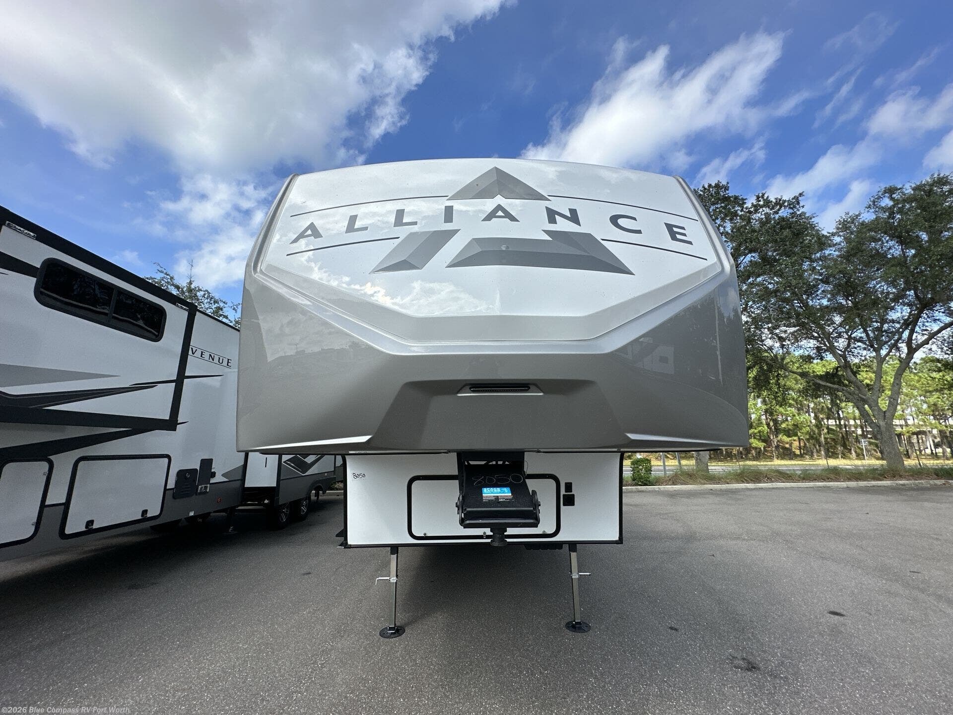 New 2026 Alliance RV Avenue 32RLS available in Fort Worth, Texas