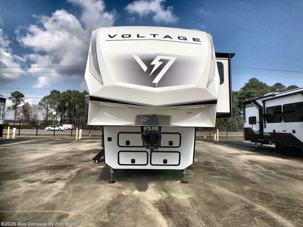 New 2026 Dutchmen Voltage V-Series 4250 available in Fort Worth, Texas