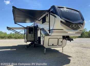 New 2024 Keystone Montana High Country 295RL available in Ringgold, Virginia