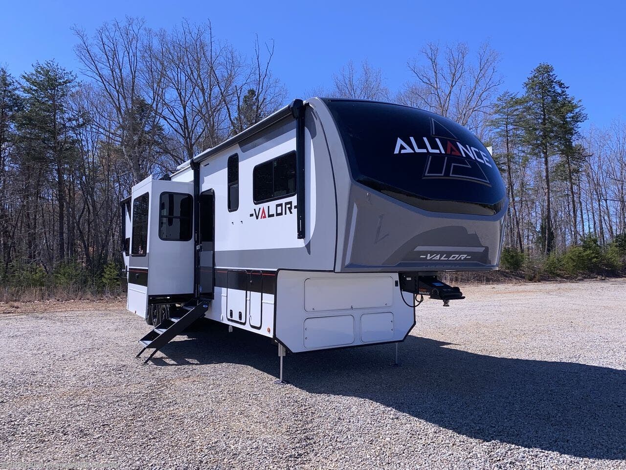 New 2025 Alliance RV Valor 42V14 available in Ringgold, Virginia