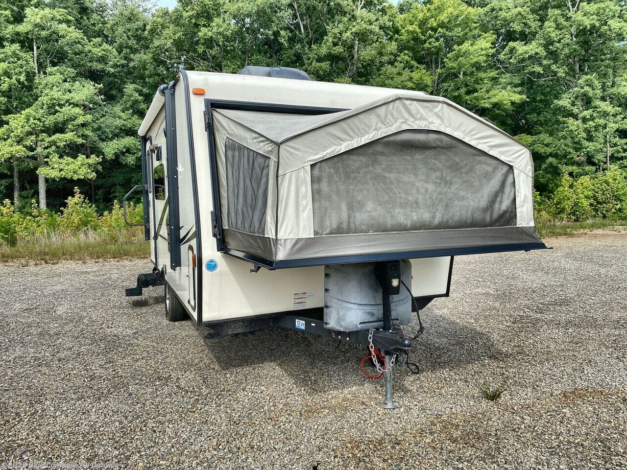 Used 2016 Forest River Flagstaff Shamrock 17 available in Ringgold, Virginia