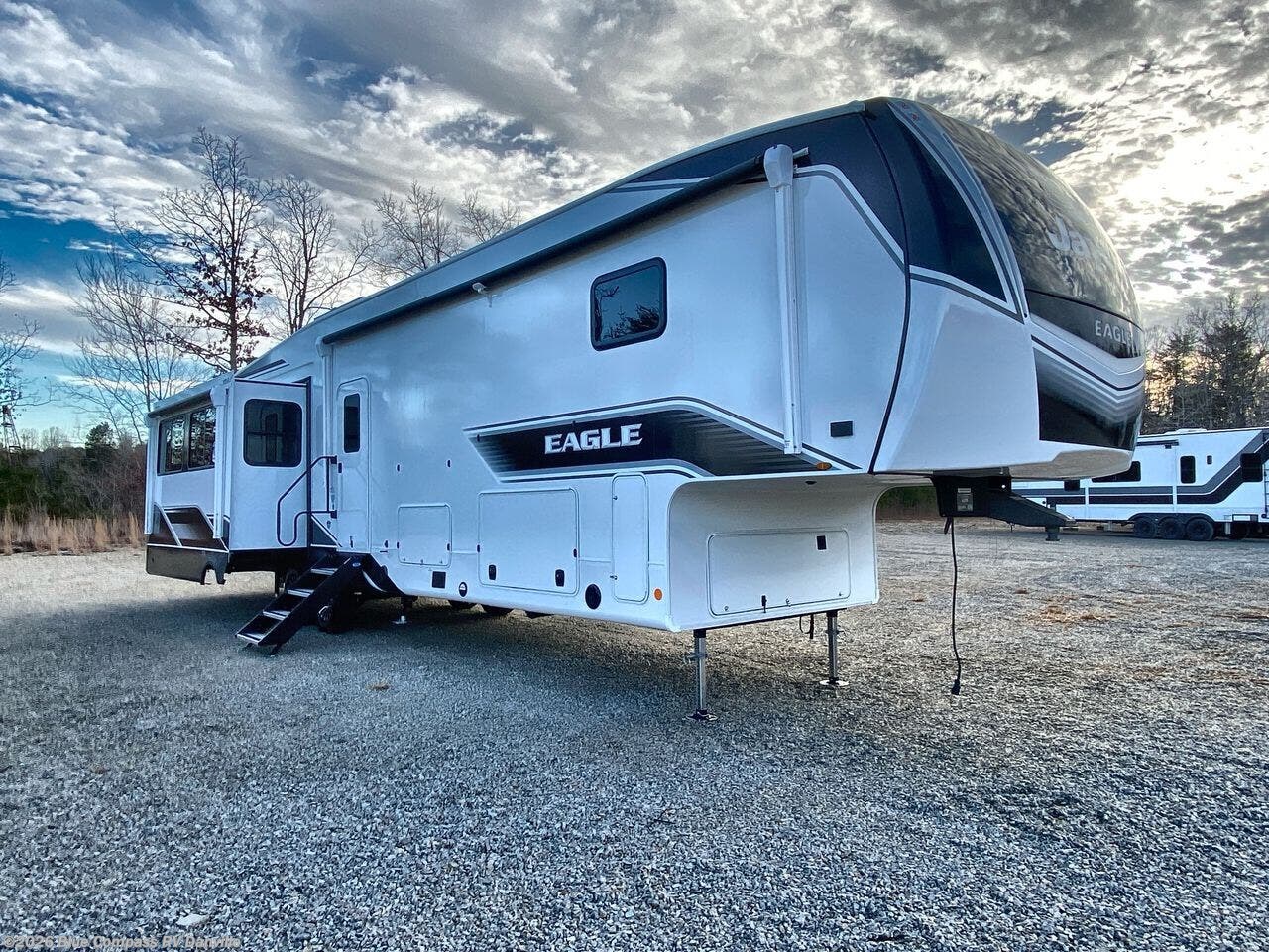 New 2026 Jayco Eagle 355MBQS available in Ringgold, Virginia