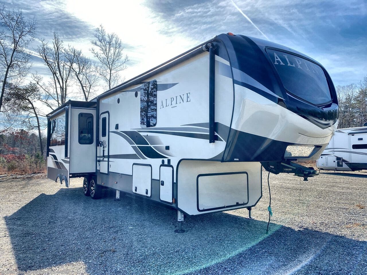 Used 2020 Keystone Alpine 3651RL available in Ringgold, Virginia