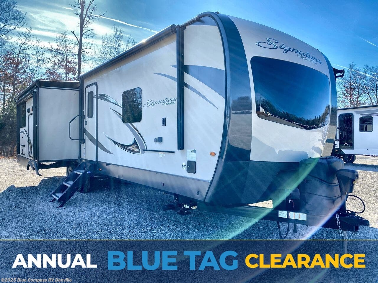 Used 2020 Forest River Rockwood Signature Ultra Lite 8332SB available in Ringgold, Virginia