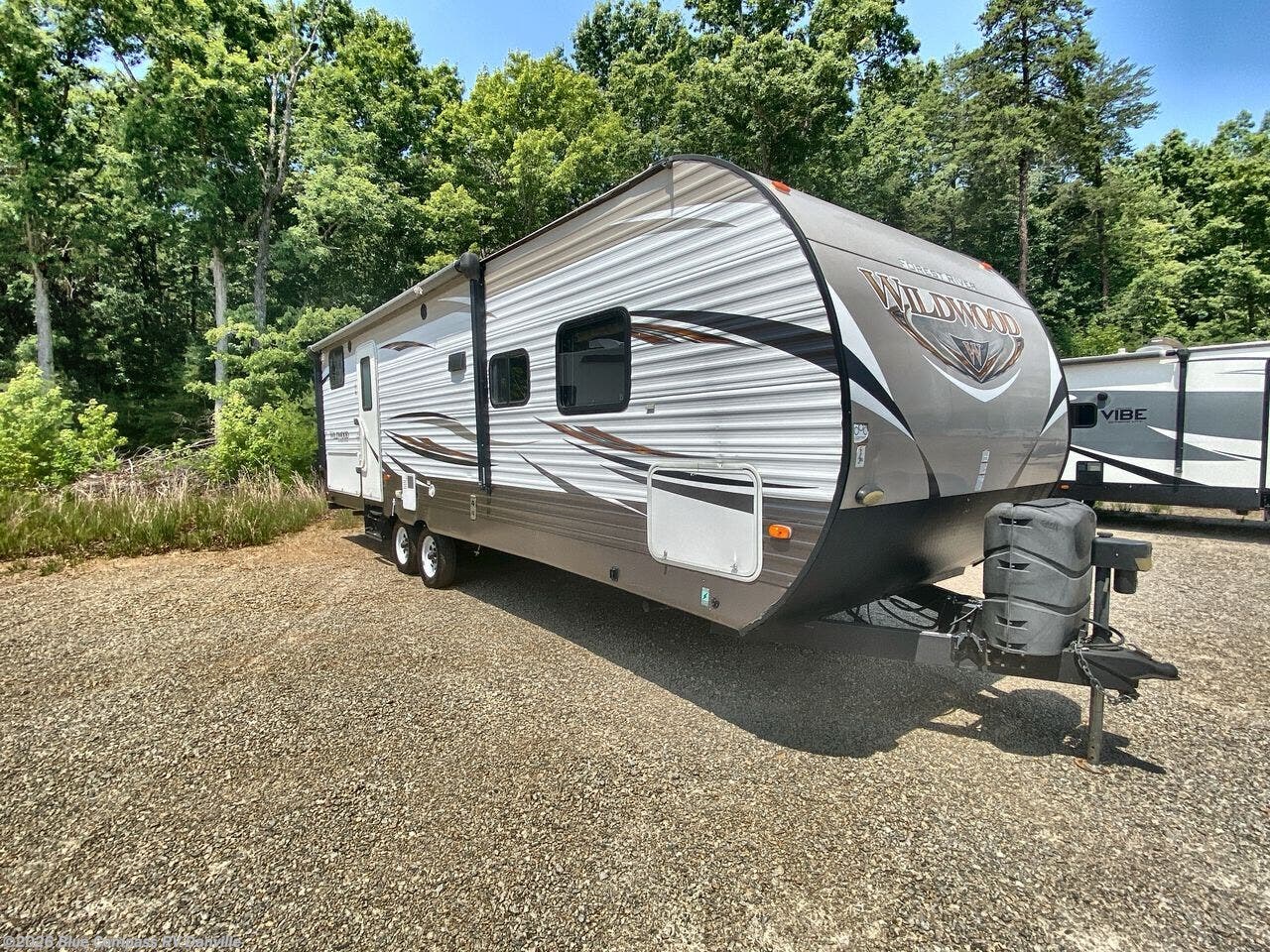 Used 2017 Forest River Wildwood 27DBK available in Ringgold, Virginia