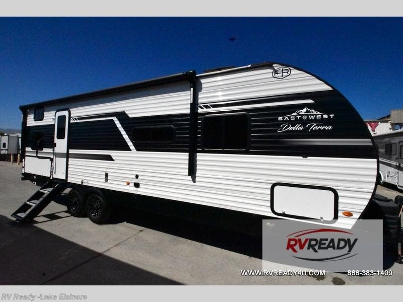 New 2026 East to West Della Terra 262BH available in Lake Elsinore, California