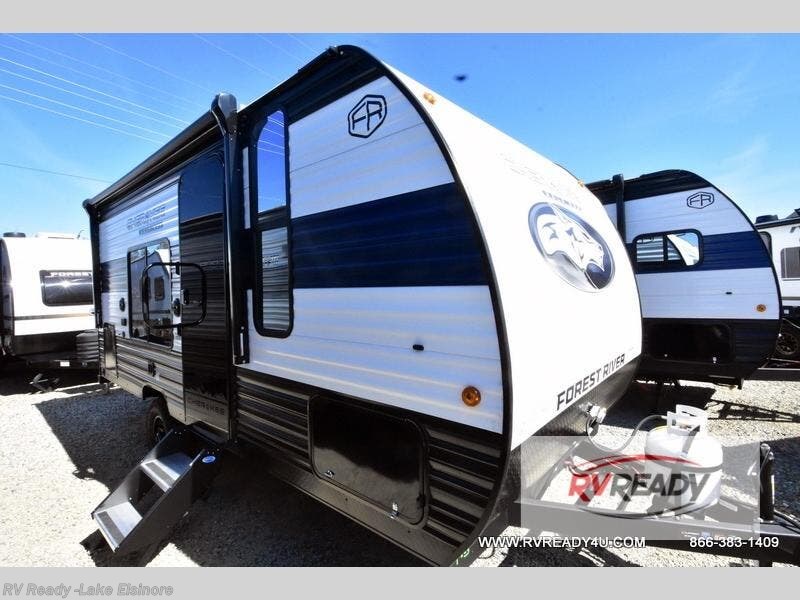 New 2026 Forest River Cherokee Wolf Pup 16FQW available in Lake Elsinore, California