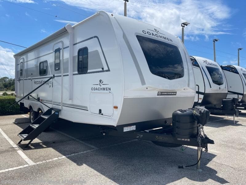 New 2026 Coachmen Freedom Express 271BHE available in Nokomis, Florida