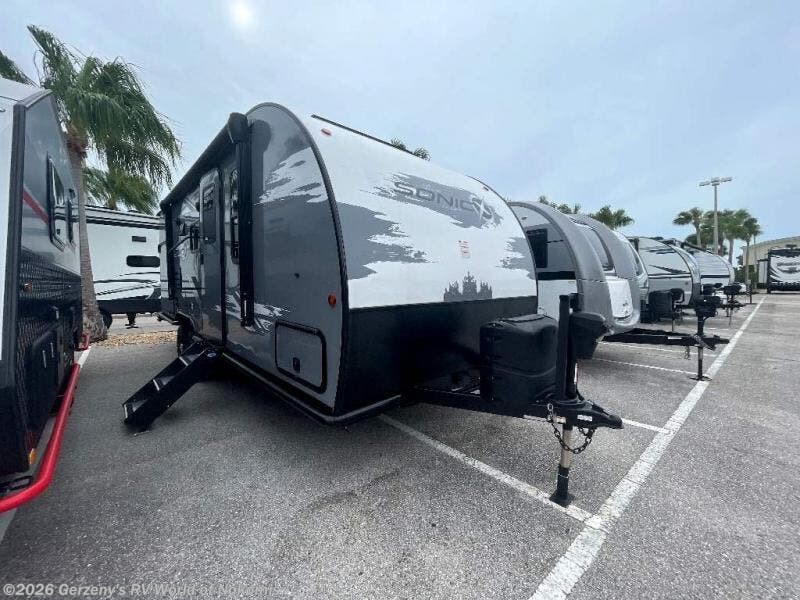 Used 2023 Venture RV Sonic X SN220VRBX available in Nokomis, Florida