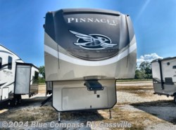 Used 2019 Jayco Pinnacle 36FBTS available in Gassville, Arkansas