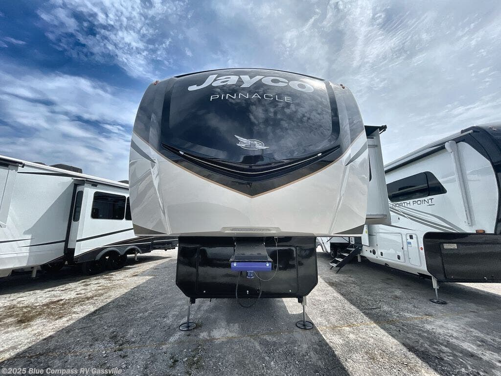 New 2026 Jayco Pinnacle 38KPTS available in Gassville, Arkansas