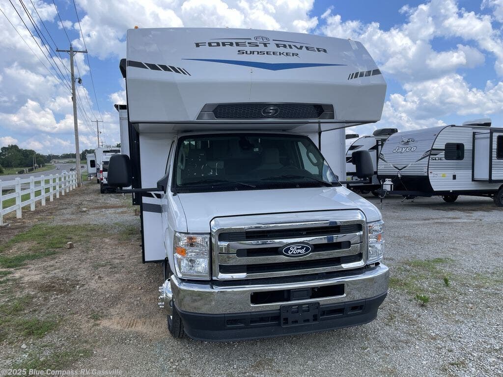 New 2026 Forest River Sunseeker LE 3250DSLE Ford available in Gassville, Arkansas