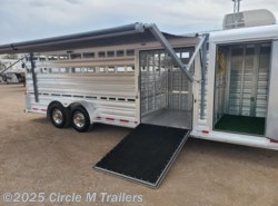 2017 Platinum Coach 24' Show Stock with AWNING & A/C