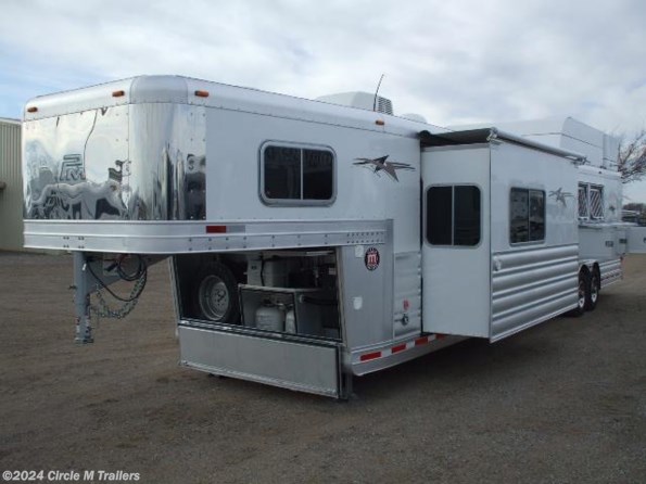 2024 Platinum Coach Outlaw 4 horse 14'6" SW with 10' slide out available in Kaufman, TX