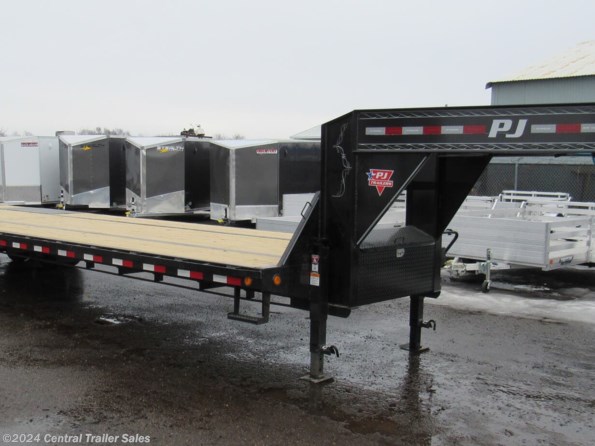 2022 PJ Trailers Flatdeck (LD) Low-Pro Flatdeck with Duals available in East Bethel, MN