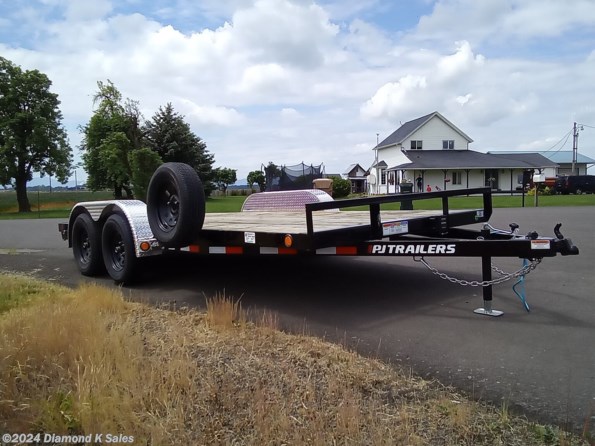 2024 PJ Trailers Carhauler C4 7' X 16' 7K Flatbed available in Halsey, OR