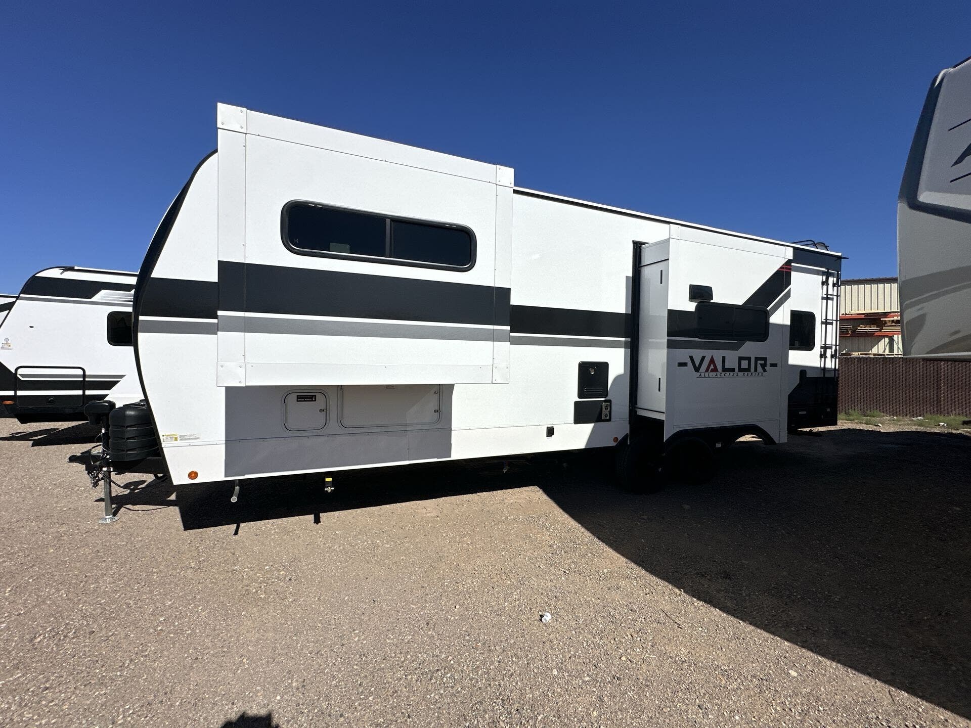 New 2026 Alliance RV Valor All-Access 27T14 available in Strafford, Missouri