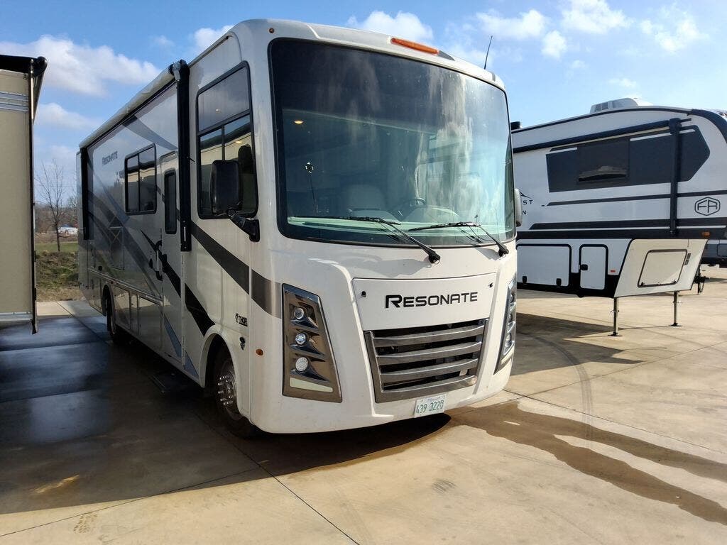 Used 2024 Thor Motor Coach Resonate 29D available in Strafford, Missouri