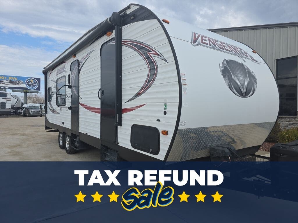 Used 2016 Forest River Vengeance Super Sport M-25V available in Strafford, Missouri