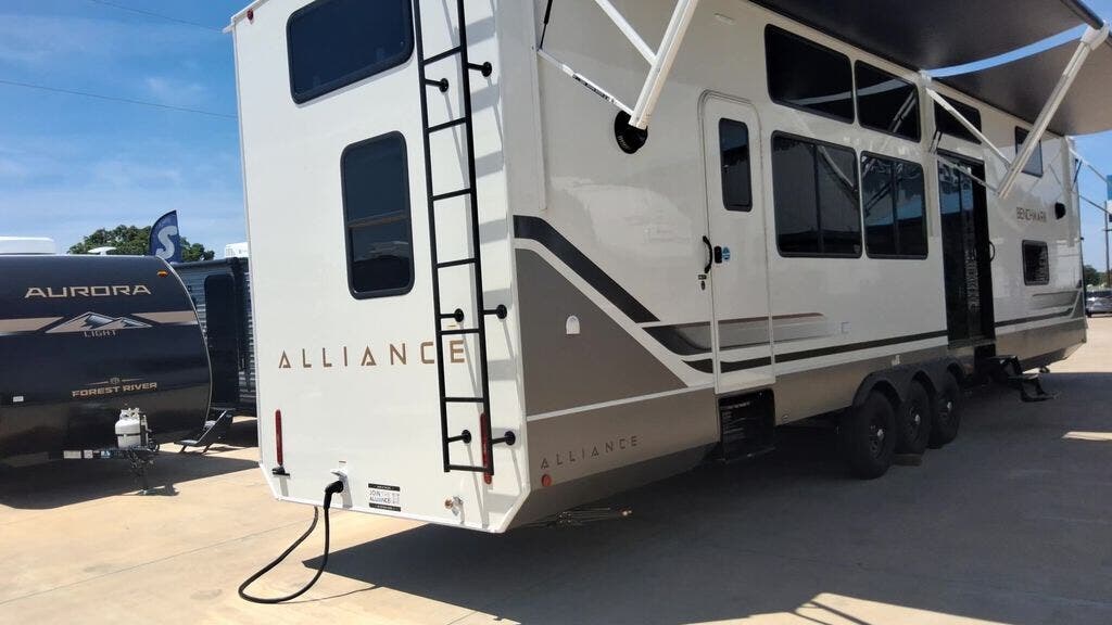 New 2026 Alliance RV Benchmark 44LFT available in Strafford, Missouri
