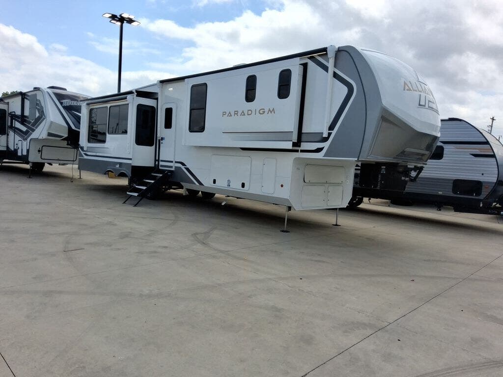 New 2026 Alliance RV Paradigm 382RK available in Strafford, Missouri