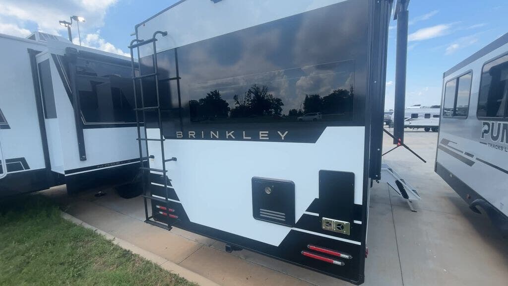 New 2026 Brinkley RV Model I 275 available in Strafford, Missouri