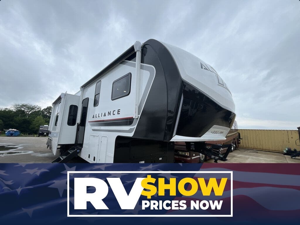 New 2027 Alliance RV Valor 37V11 available in Strafford, Missouri