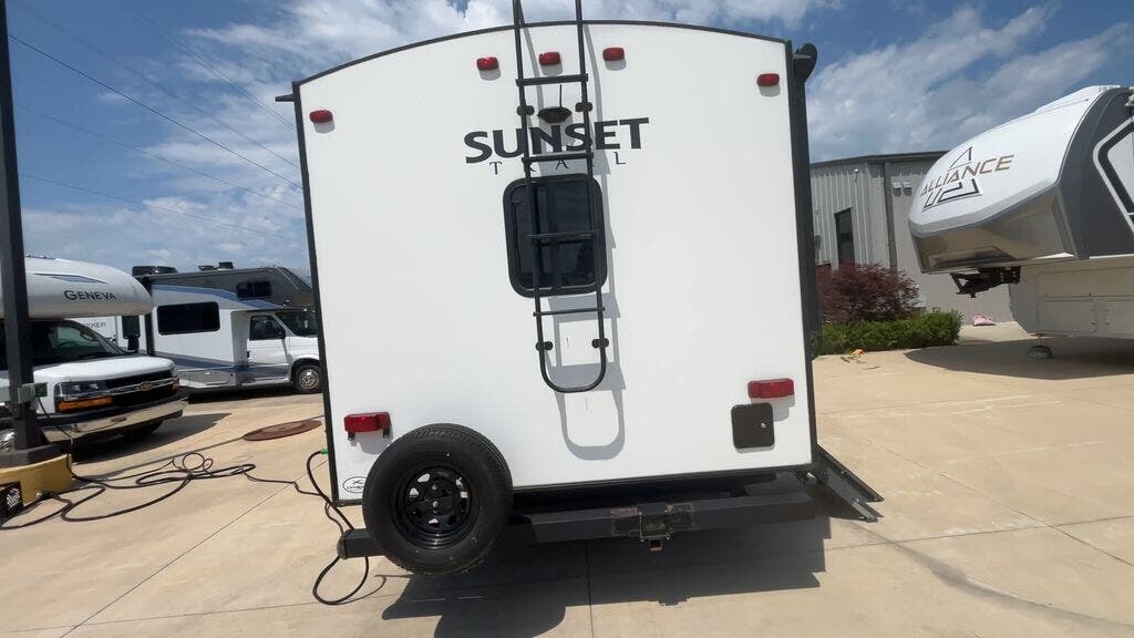 Used 2021 CrossRoads Sunset Trail SS212RB available in Strafford, Missouri