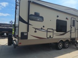 Used 2017 Forest River Rockwood Signature Ultra Lite 8280WS available in Strafford, Missouri