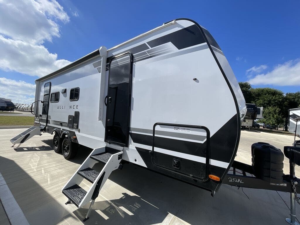 New 2027 Alliance RV Delta 252RL available in Strafford, Missouri