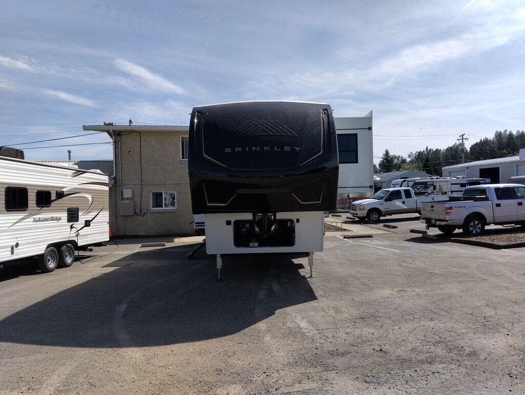 New 2026 Brinkley RV Model Z 3200 available in Strafford, Missouri
