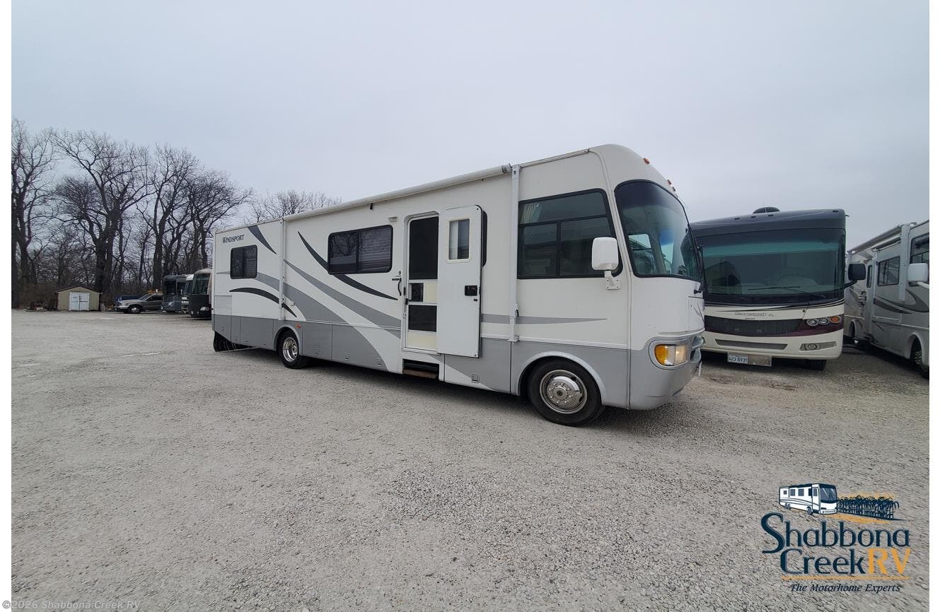 Used 2002 Thor  Windsport 32Q * available in Atkinson, Illinois