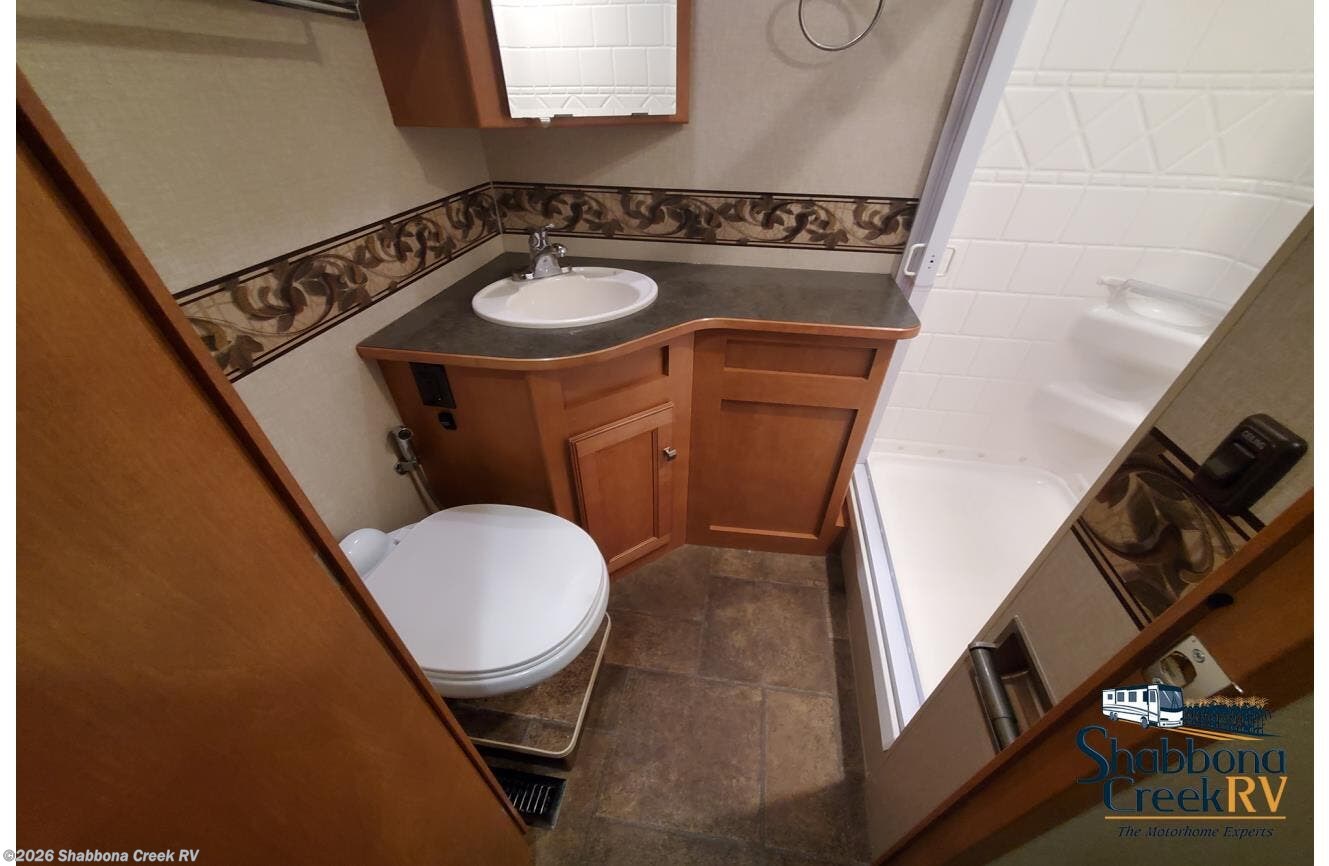 Used 2014 Winnebago Sightseer 33C * available in Atkinson, Illinois