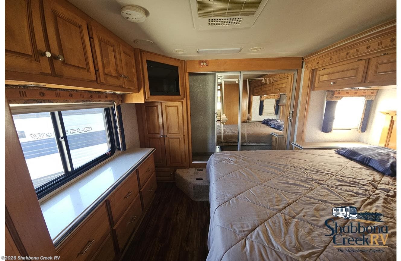 Used 2006 Holiday Rambler Scepter 40PDD * available in Atkinson, Illinois